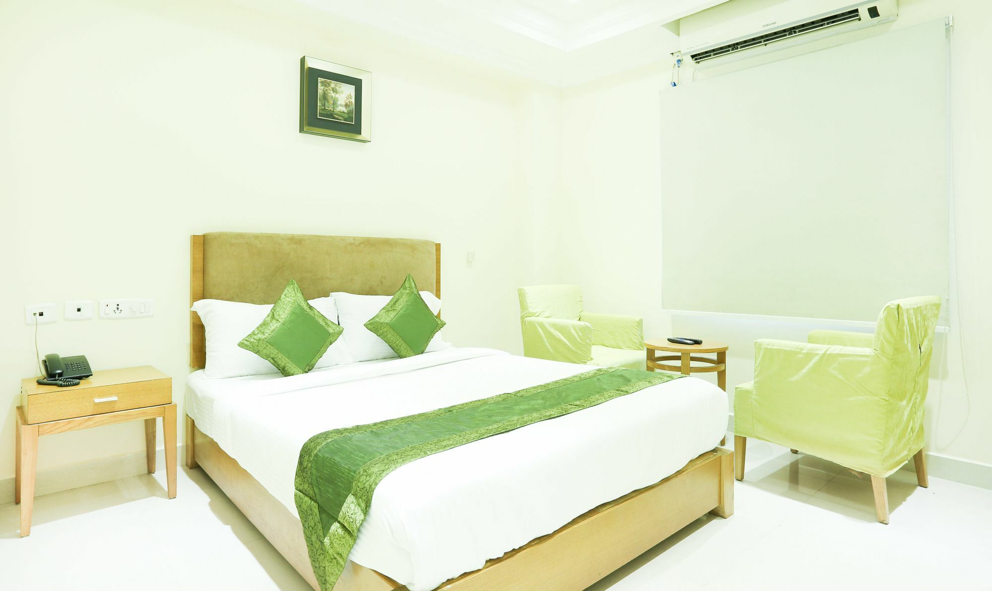 Treebo Trip Sr Residency Hotel Chennai Exterior photo